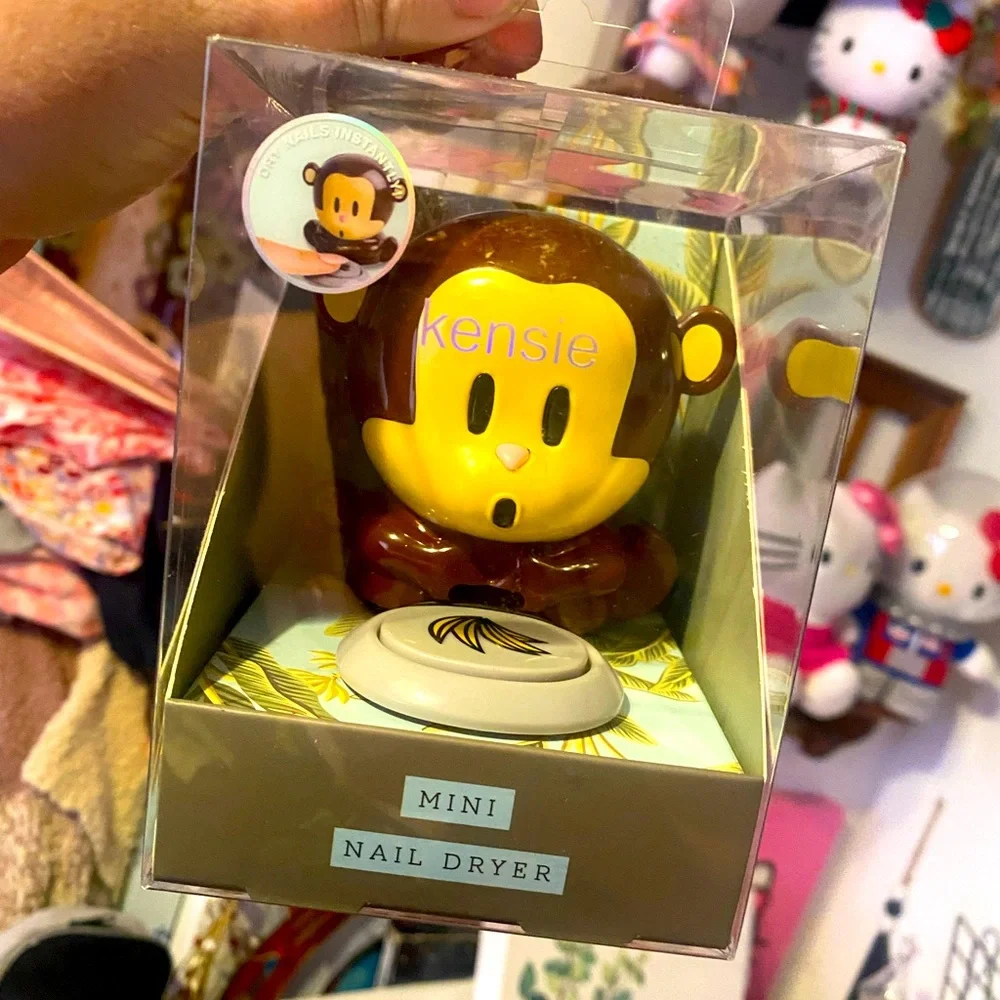 Adorable monkey nail dryer! - Picture 1 of 3